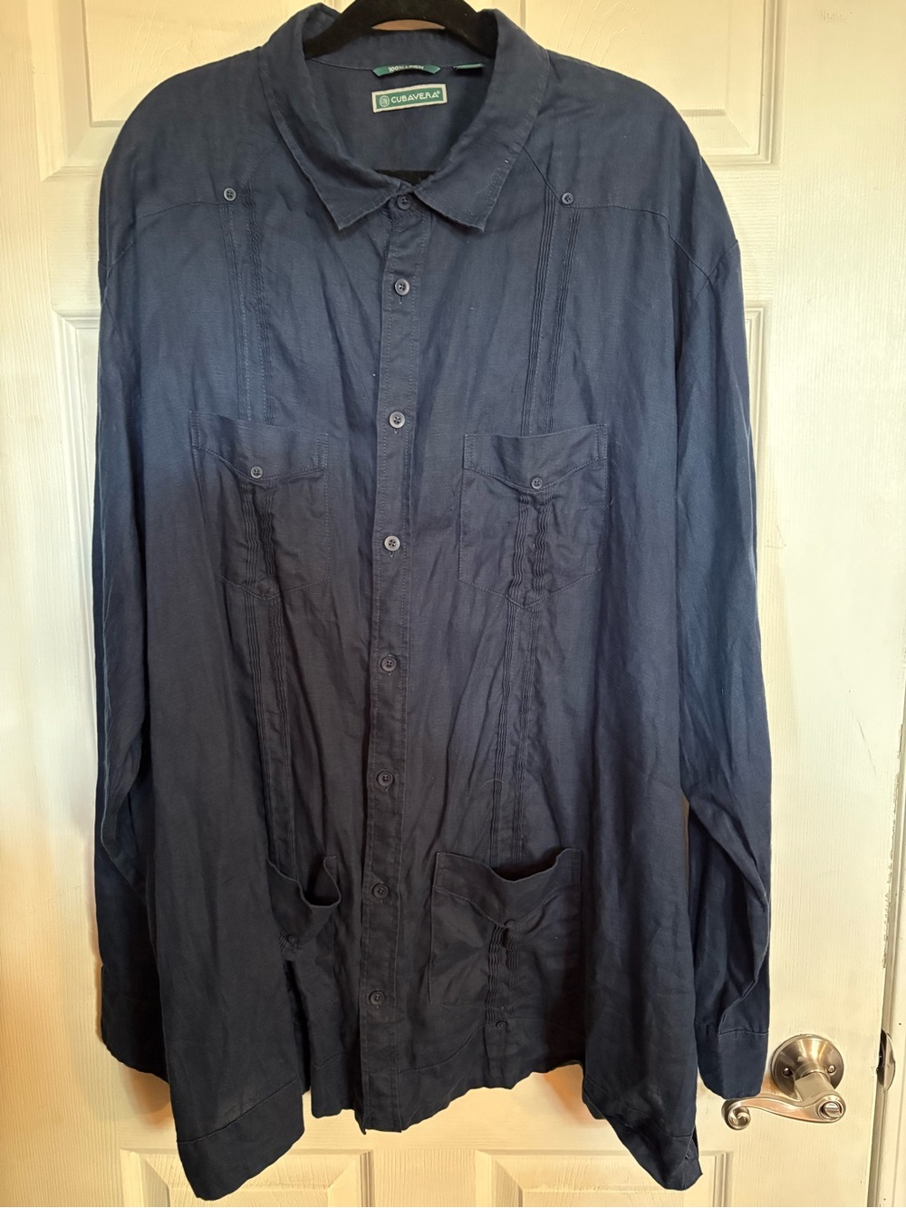 Men’s Casual Button-Up Shirt in Deep Navy